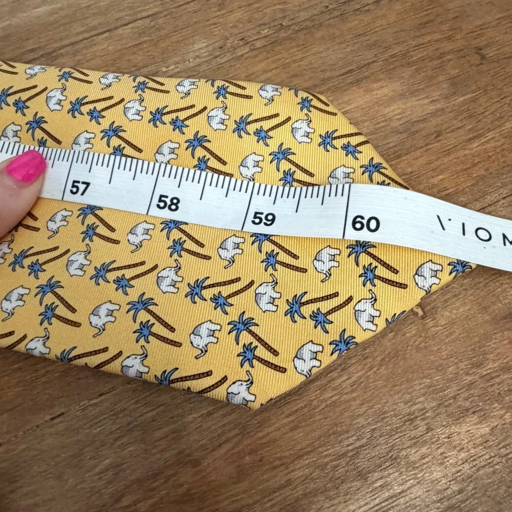 Jos. A. Bank Silk Tie OS Yellow Elephant Palm Tree Executive Collection Tropical